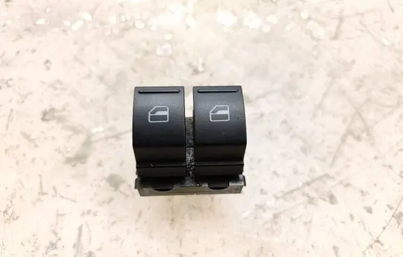 Volkswagen Eos Electric window control switch 1K3959857A