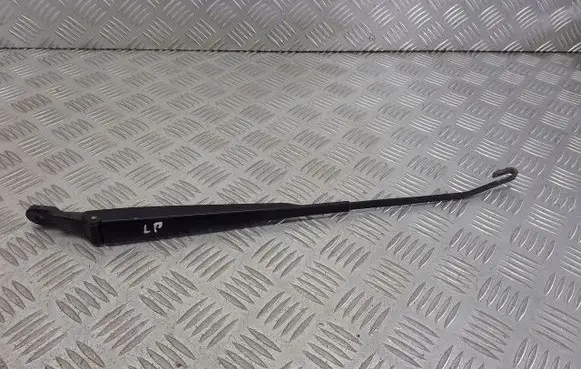 Dacia Sandero Front wiper blade arm 8200620432