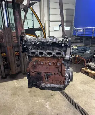Jaguar XF X250 Engine DZ80 224DT 4028004