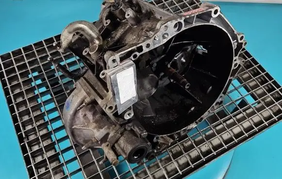Peugeot 5008 Manual 5 speed gearbox 20DP56 IMPRK1553480