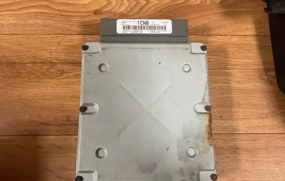 Ford Mondeo Mk III Engine control unit/module 4S7112A650 QE4FL5A4FSNV G0185A4K08