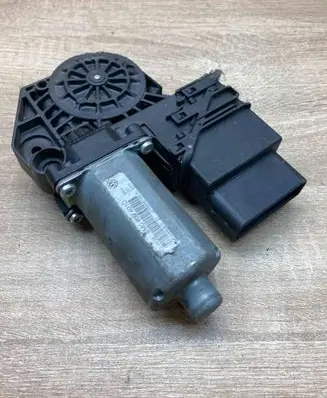 Volkswagen Golf Plus Rear door window regulator motor 5M0839401D 1K0959795AA