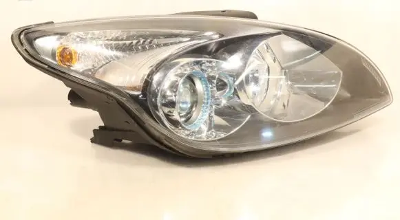 Hyundai i30 Headlight/headlamp 921022R000