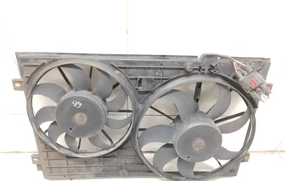 Volkswagen Touran I Fan set 1K0121207T