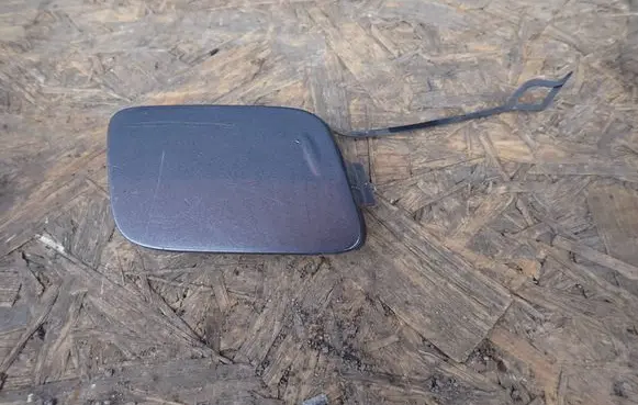 Volvo V70 Front tow hook cap/cover 30678641 BP3ED