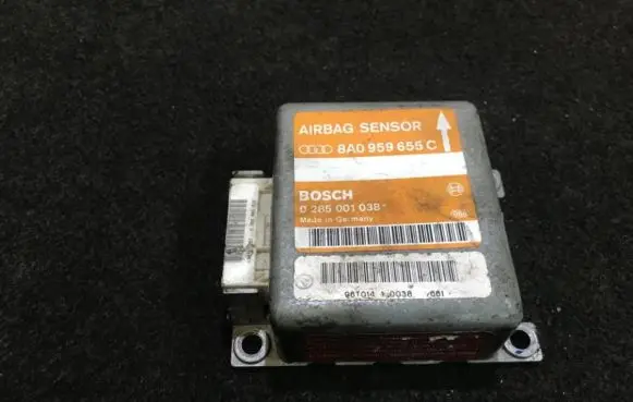 Audi A4 S4 B5 8D Airbag control unit/module 8a0959655c 0285001038