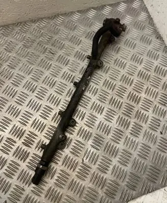 Fuel main line pipe