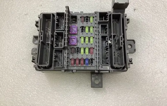 Honda Accord Fuse box set TL4S111FF 090205 FFA20KDSQ
