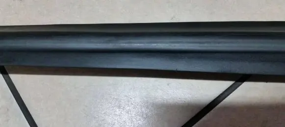 Opel Astra G Front door rubber seal 090521920