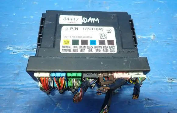 Opel Adam Comfort/convenience module 13587649 877649B230980038