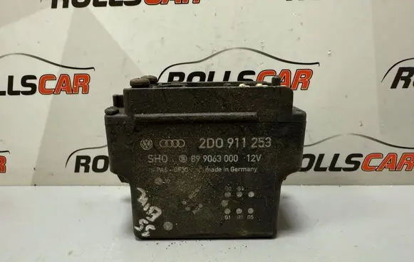 Volkswagen II LT Glow plug pre-heat relay 2D0911253