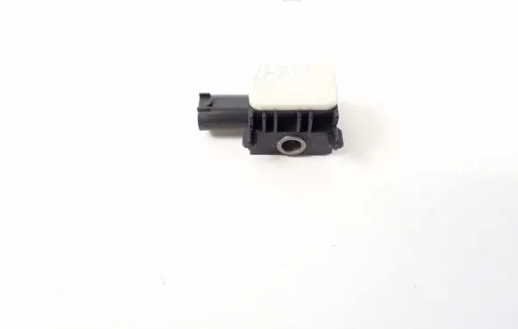 Mercedes-Benz S W221 Airbag deployment crash/impact sensor A0038202826