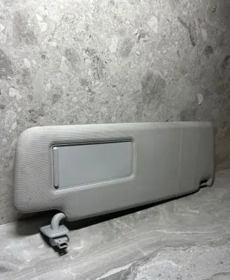 Volkswagen Tiguan Sun visor 