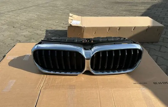BMW 5 G30 G31 G38 Intercooler air guide/duct channel 5A218F302 2210410303A