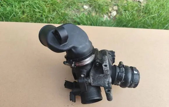 Mazda 3 II Throttle body valve 9686487880 6M516K863NA 9649367980