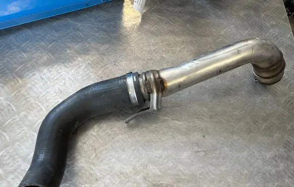 Nissan Qashqai Intercooler hose/pipe