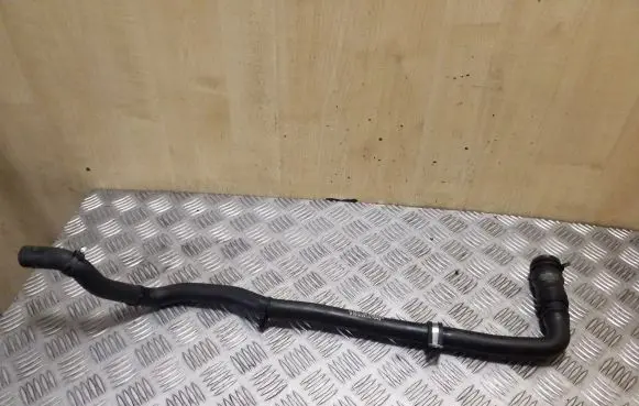 Mercedes-Benz B W246 W242 Engine coolant pipe/hose 101553500B