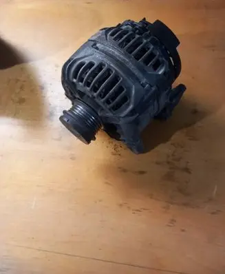 Audi A6 S6 C5 4B Generator/alternator 028903031