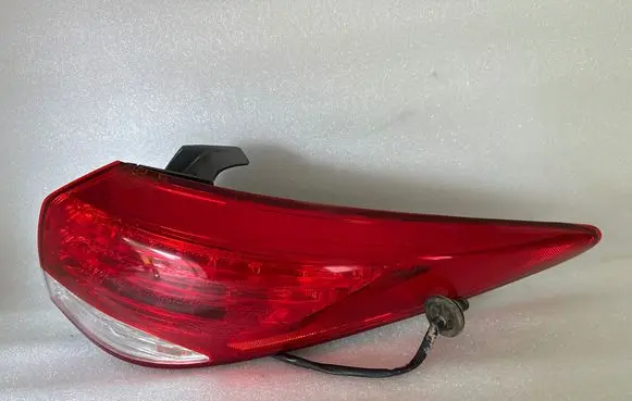 Hyundai i40 Rear/tail lights 924023Z000