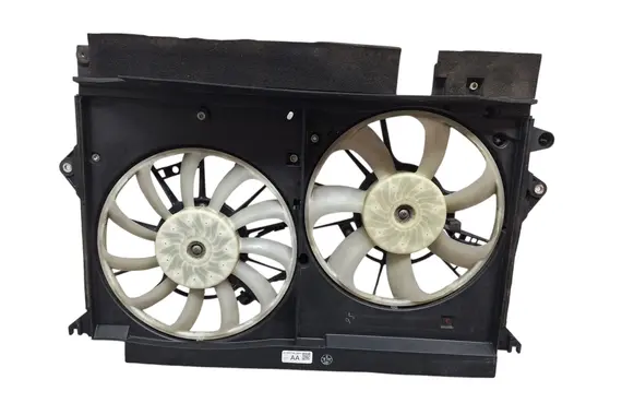 Toyota Avensis T270 Fan set 167110R100 MF4227505203 160400R170