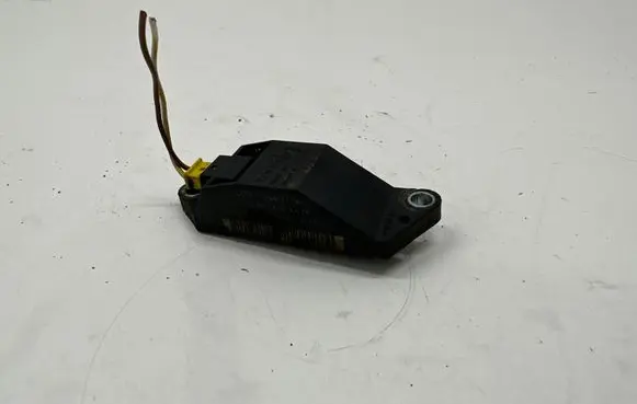 Mercedes-Benz E W211 Airbag deployment crash/impact sensor A0018209326