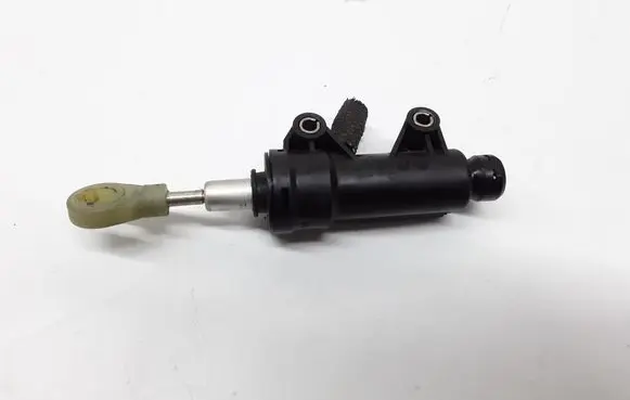 BMW 3 E90 E91 Clutch master cylinder 21526758822