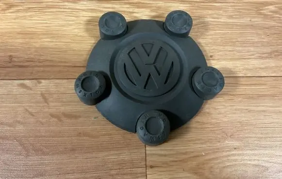 Volkswagen Caddy Original wheel cap 2K0601169