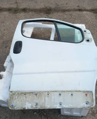 Opel Vivaro Front door 