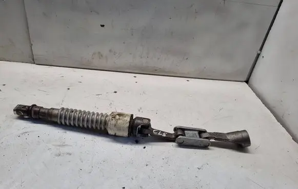 Mercedes-Benz CLS C219 Steering column universal joint 2104620748