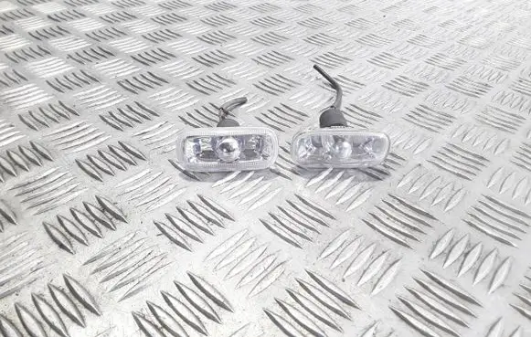 Audi A4 S4 B7 8E 8H Front fender indicator light 8E0949127
