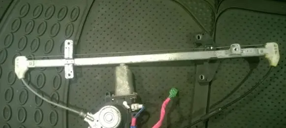 Honda CR-V Sliding door window regulator with motor