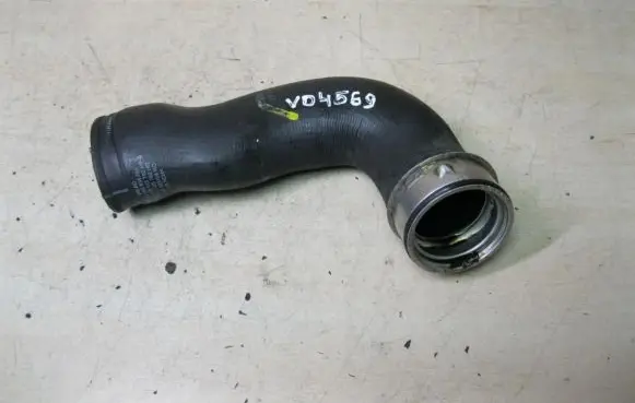 Skoda Octavia Mk2 (1Z) Air intake hose/pipe 1K0145762HP VD4569