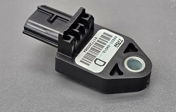 Toyota Corolla Verso E121 Airbag deployment crash/impact sensor 898310W010