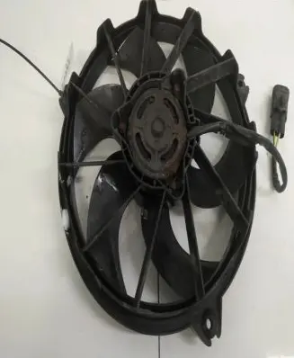 Citroen C8 Radiator cooling fan shroud