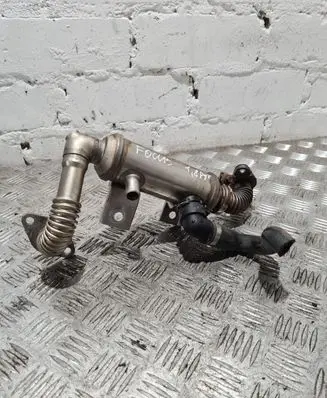 Ford Focus EGR valve cooler 4M5Q9F464