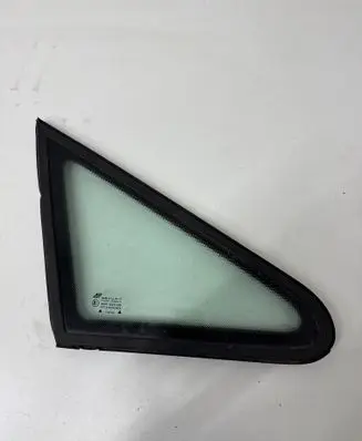Seat Alhambra (Mk1) Front triangle window/glass 43R001100