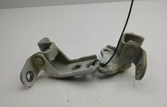 Toyota Auris E180 Front door hinge set 