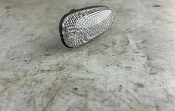 Opel Zafira A Front fender indicator light