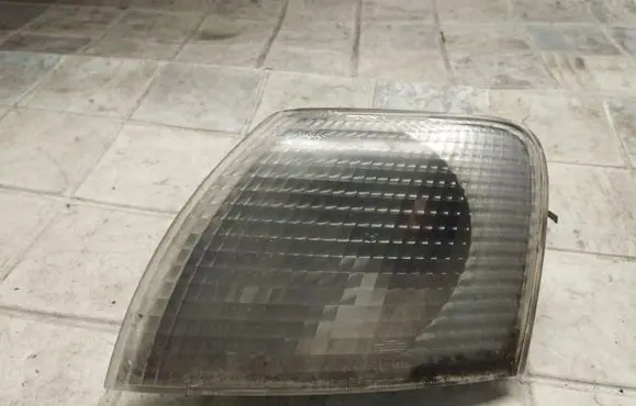 Front indicator light