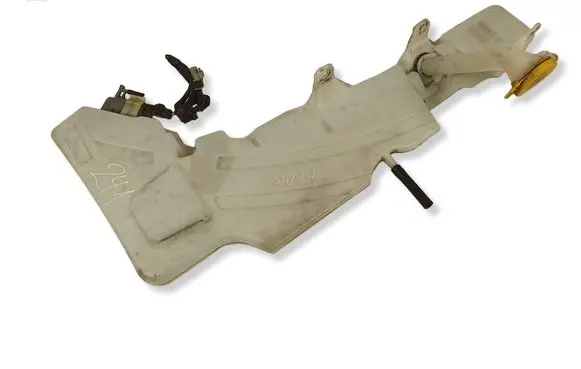 Nissan Navara D40 Windshield washer fluid reservoir/tank 289105X20A 28910EB500 28910EB300