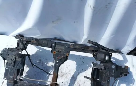 Nissan Murano Z50 Radiator support slam panel