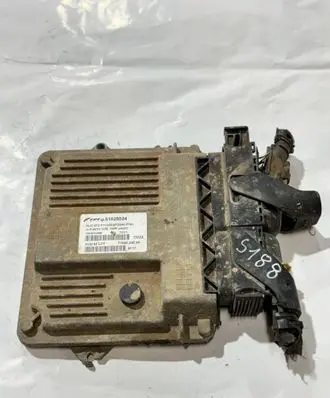 Fiat Grande Punto Engine control unit/module 51825024
