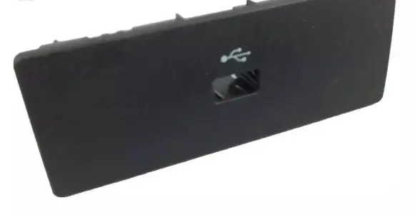 Ford Fusion II AUX in-socket connector CM5T044K62CA