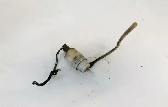 Volkswagen Transporter - Caravelle T4 Windscreen/windshield washer pump