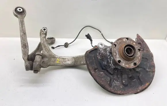 Audi A4 S4 B6 8E 8H Front wheel hub spindle knuckle 8E0407241B