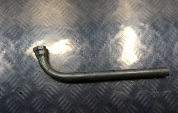 Volkswagen PASSAT B5 Wheel nut wrench 4D0012219A