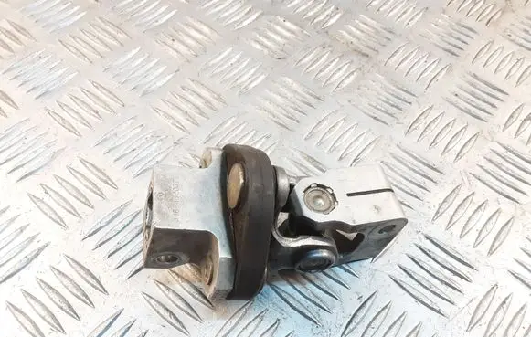 Mercedes-Benz E W211 Steering column universal joint A1684620378