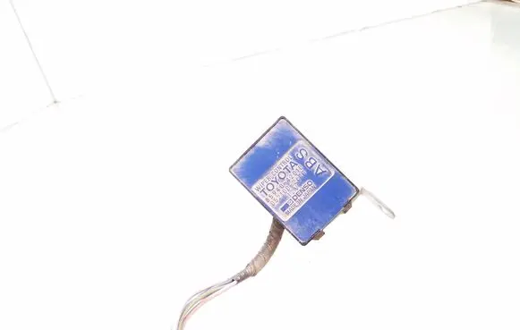 Toyota RAV 4 (XA10) ABS relay 8594042010 0521002611
