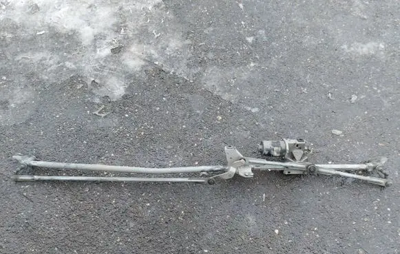 Citroen C4 II Front wiper linkage and motor 9687382580 033000116009