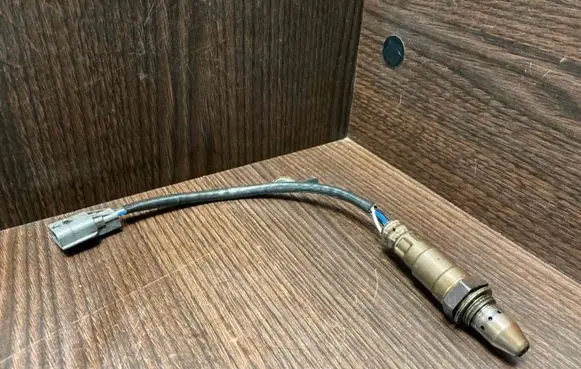 Renault Trafic II (X83) Lambda probe sensor 820133381